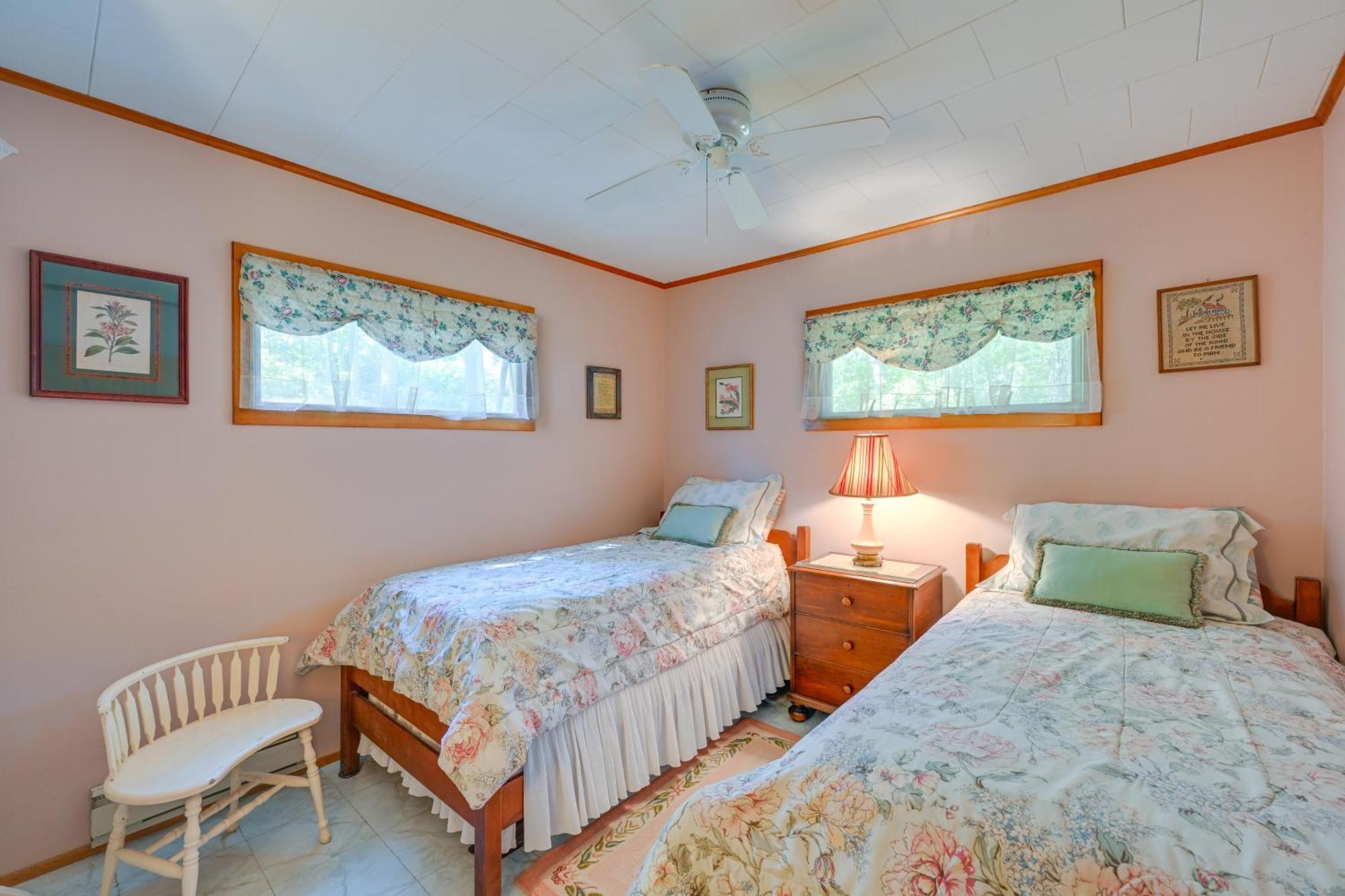 Home In Long Island Wine Country - Walk To Beach! Cutchogue Exteriör bild