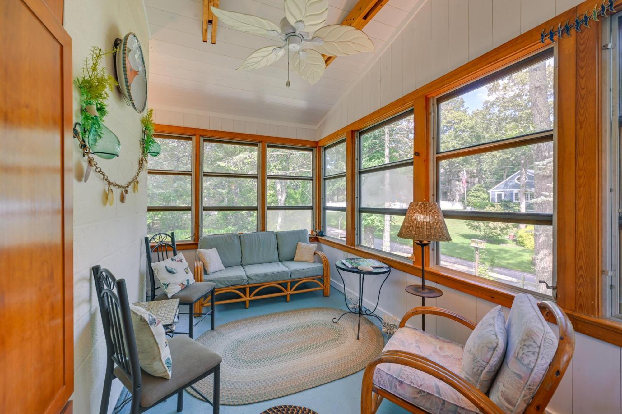 Home In Long Island Wine Country - Walk To Beach! Cutchogue Exteriör bild