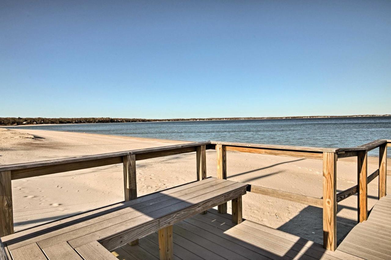 Home In Long Island Wine Country - Walk To Beach! Cutchogue Exteriör bild